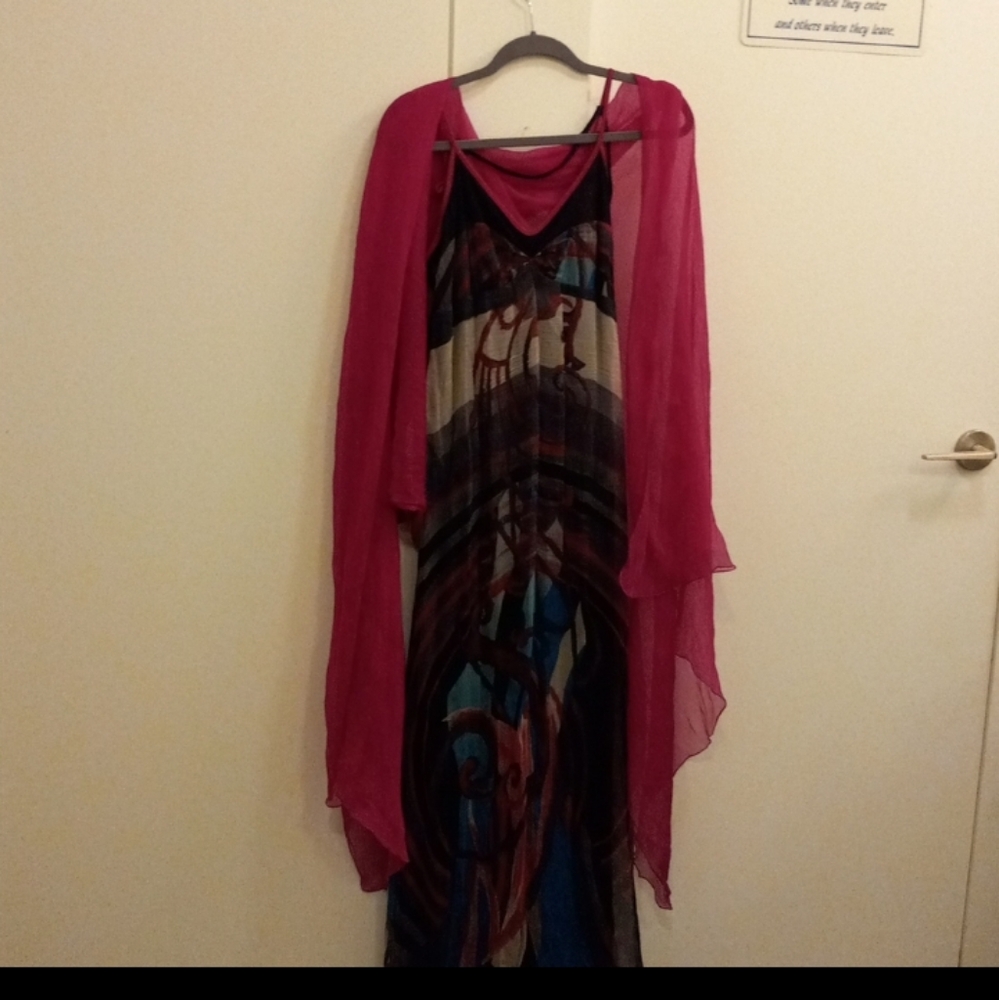 Legatte luxurious long silk dress with shawl